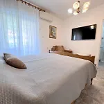 Rab 4*
