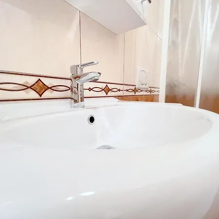 Rab Bed & Breakfast Palit