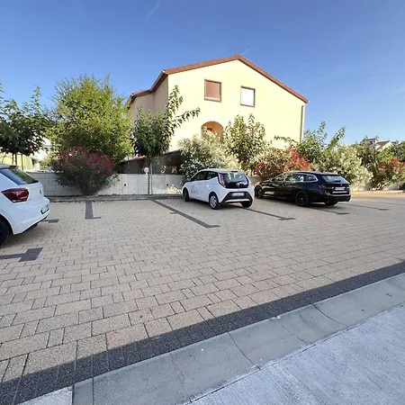 Bed & Breakfast Rab Palit