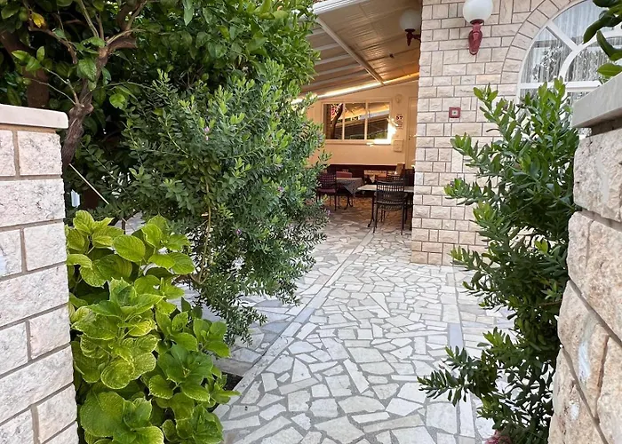 Rab Bed & Breakfast 3*